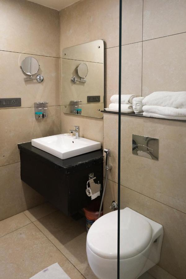 קוטה The Wallflower Hotel מראה חיצוני תמונה